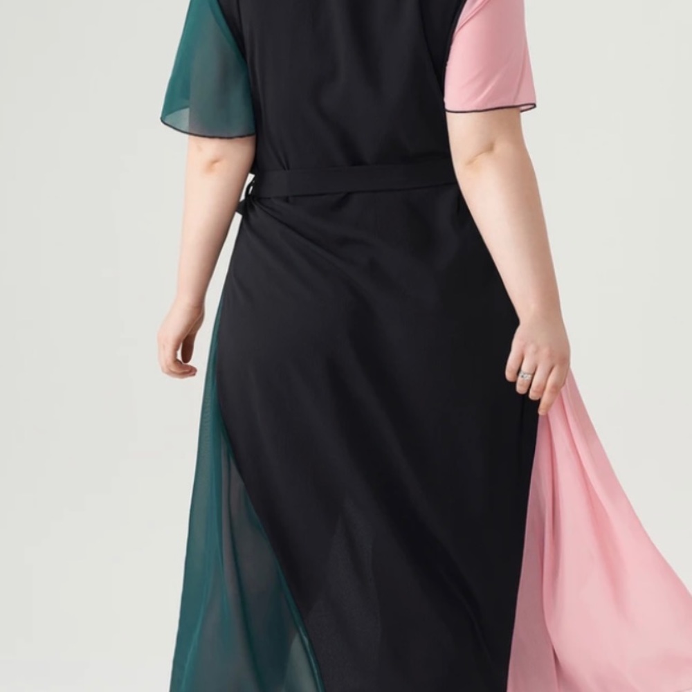 V-Neck Patchwork Dress - image 4